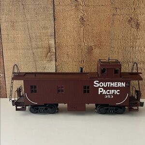 K-Line Southern Pacific Model Caboose 353